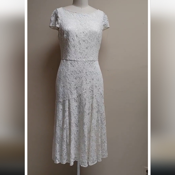Vince Camuto Ivory Lace Dress - Picture 1 of 12